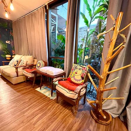 Nego Home Ancient Inn Bangkok Buitenkant foto